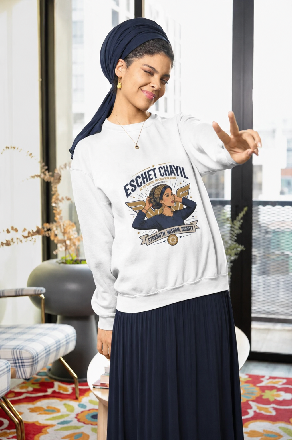 Eschet Chayil Sweatshirt – Jewish Gift for Women | Strength Wisdom Dignity